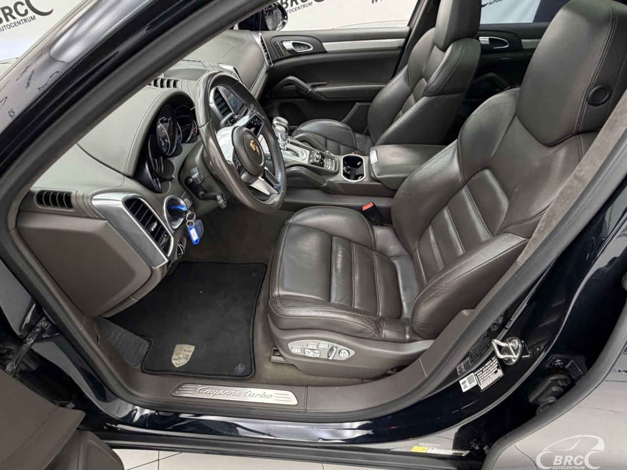 Porsche Cayenne | 23