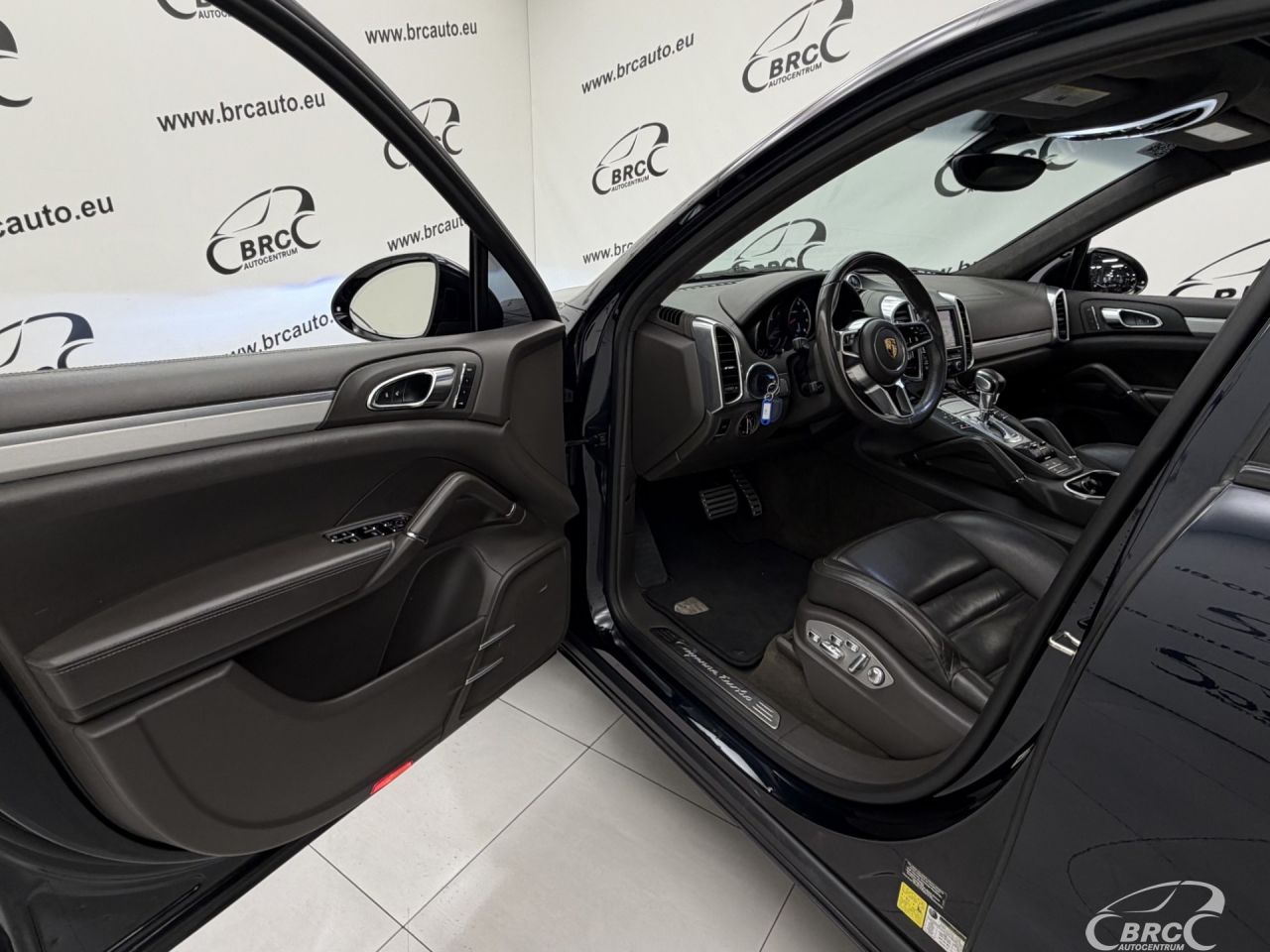 Porsche Cayenne | 21