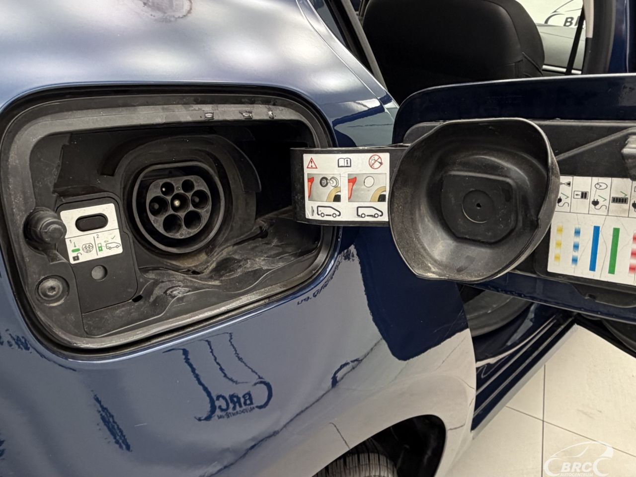 Renault Megane | 12