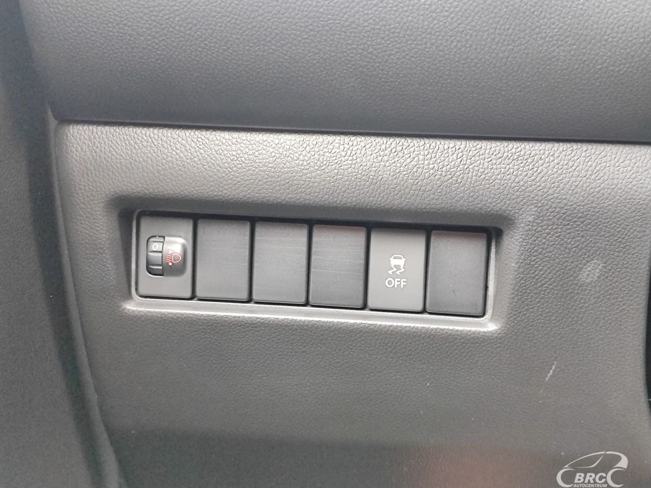 Suzuki Swift | 19