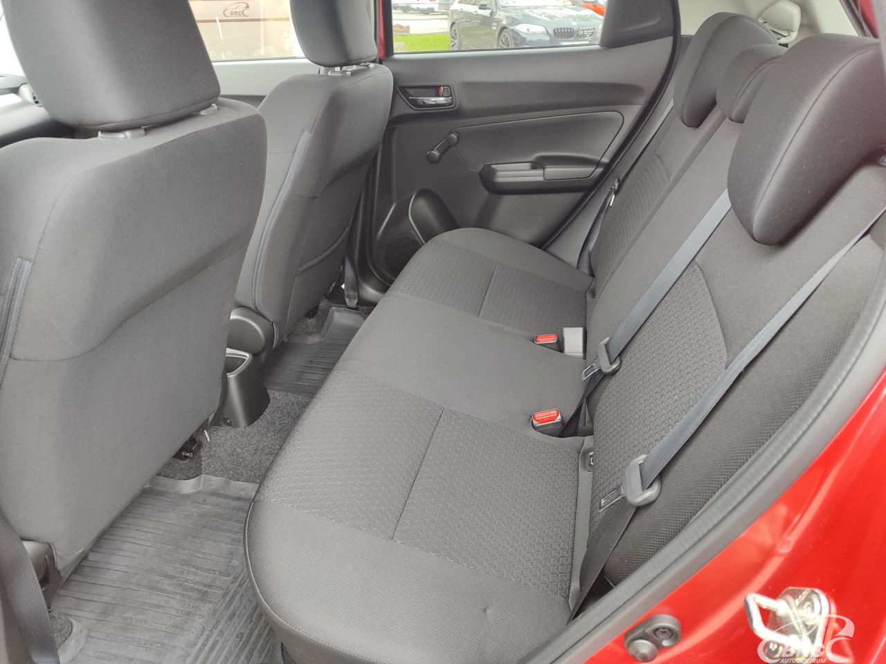 Suzuki Swift | 13