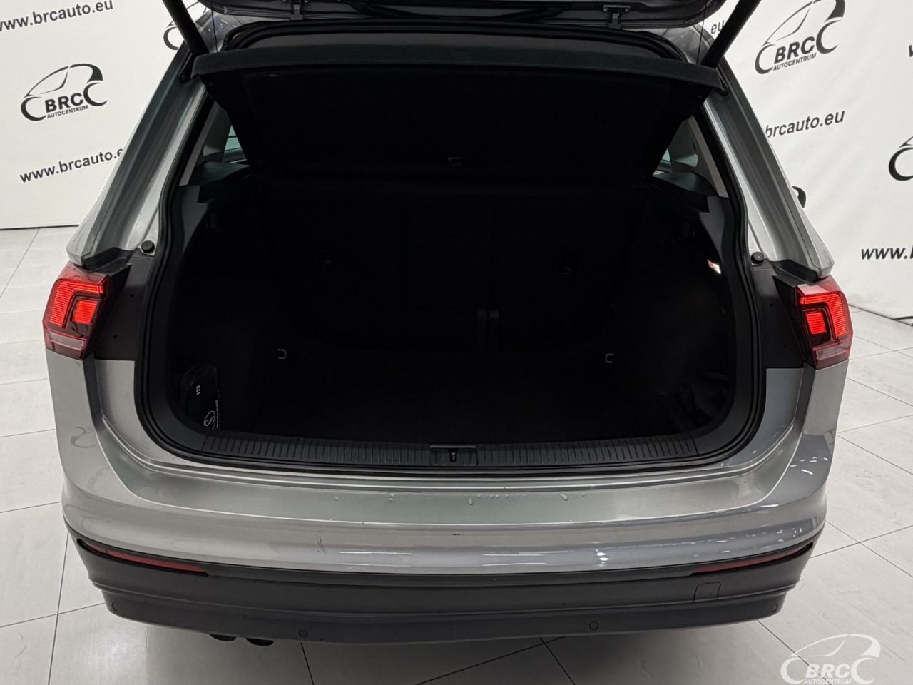 Volkswagen Tiguan | 43