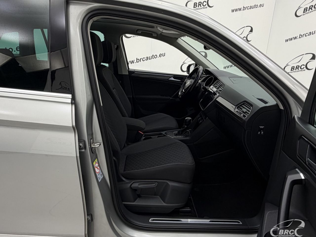 Volkswagen Tiguan | 3