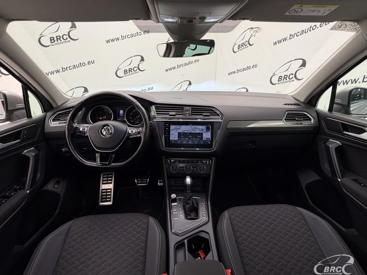 Volkswagen Tiguan | 2