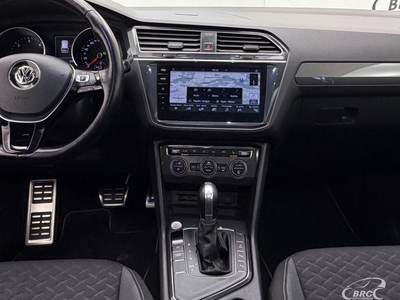Volkswagen Tiguan | 14
