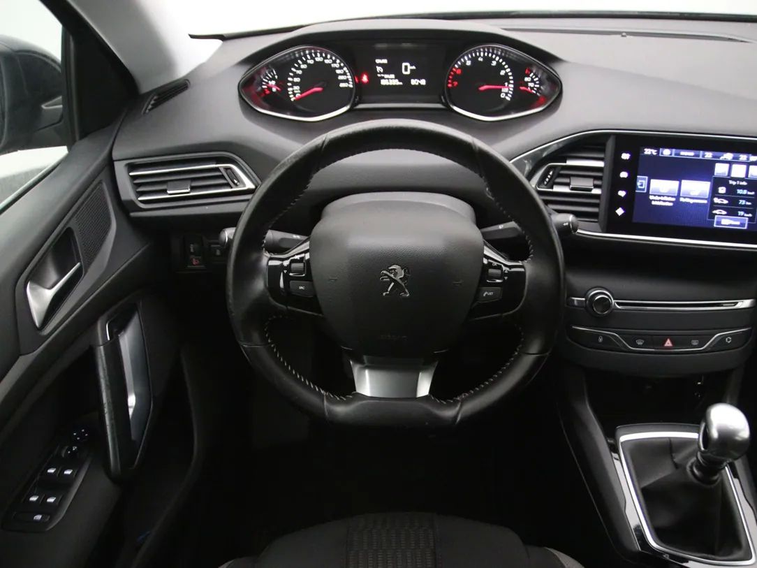 Peugeot 308 | 16