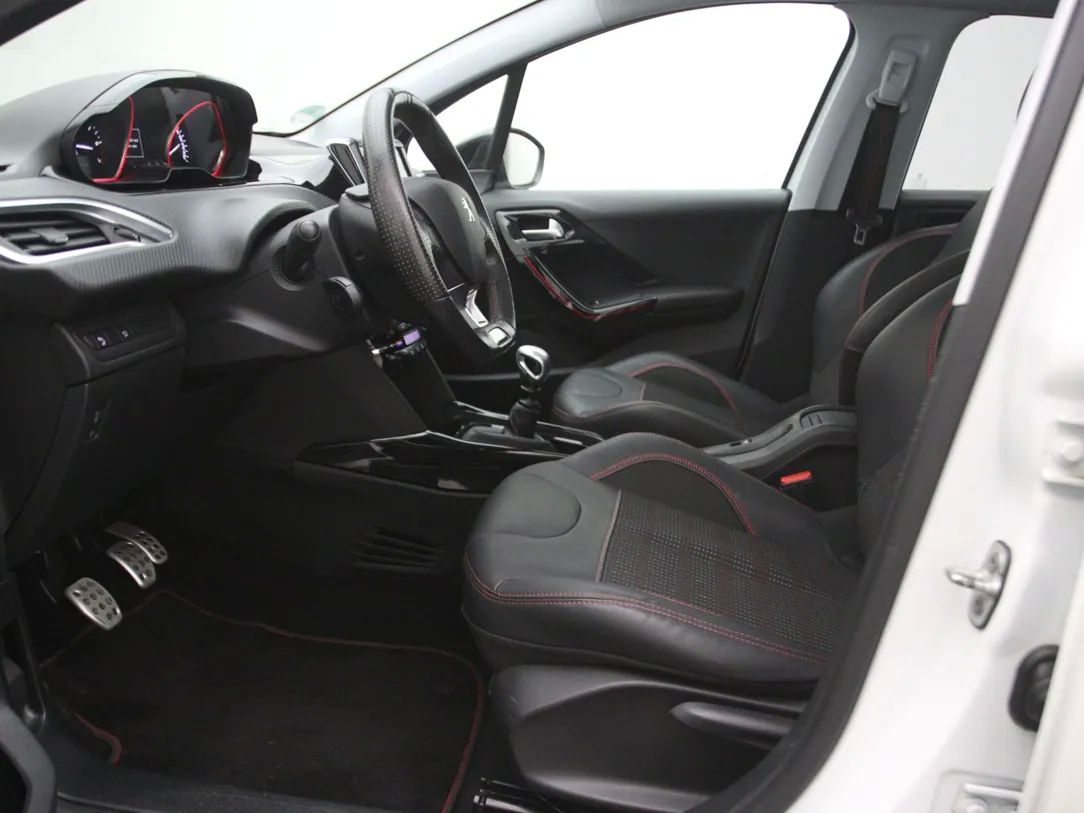 Peugeot 2008 | 3