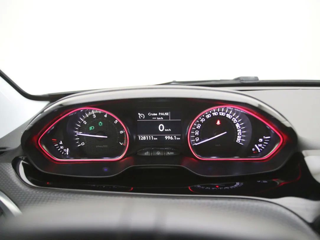 Peugeot 2008 | 18