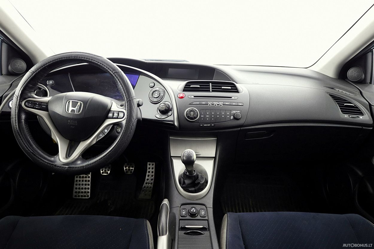 Honda Civic | 4