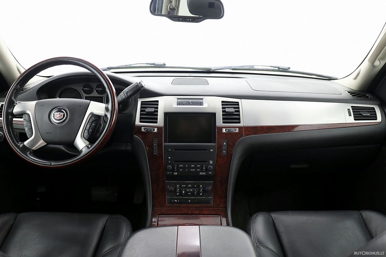 Cadillac Escalade | 4