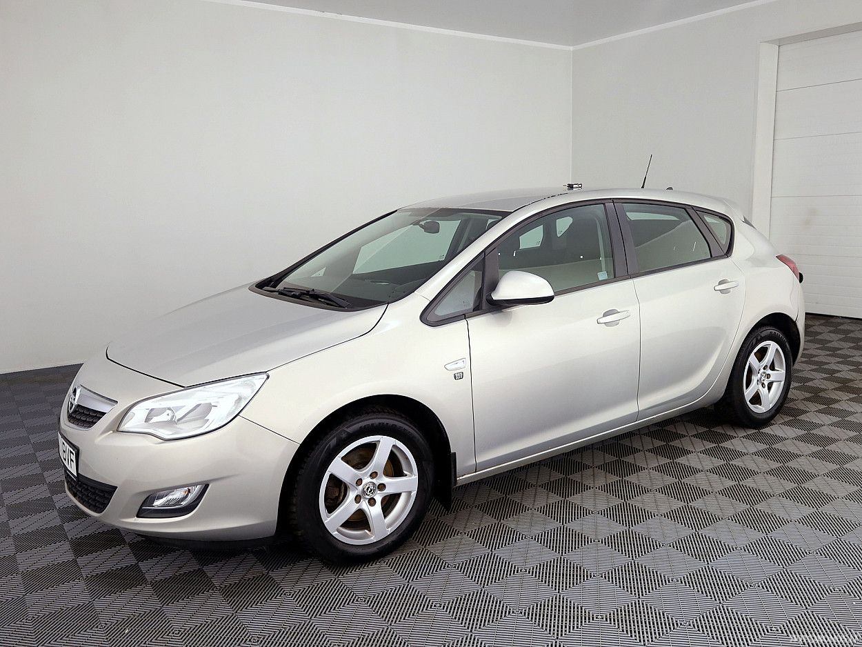 Opel Astra | 1
