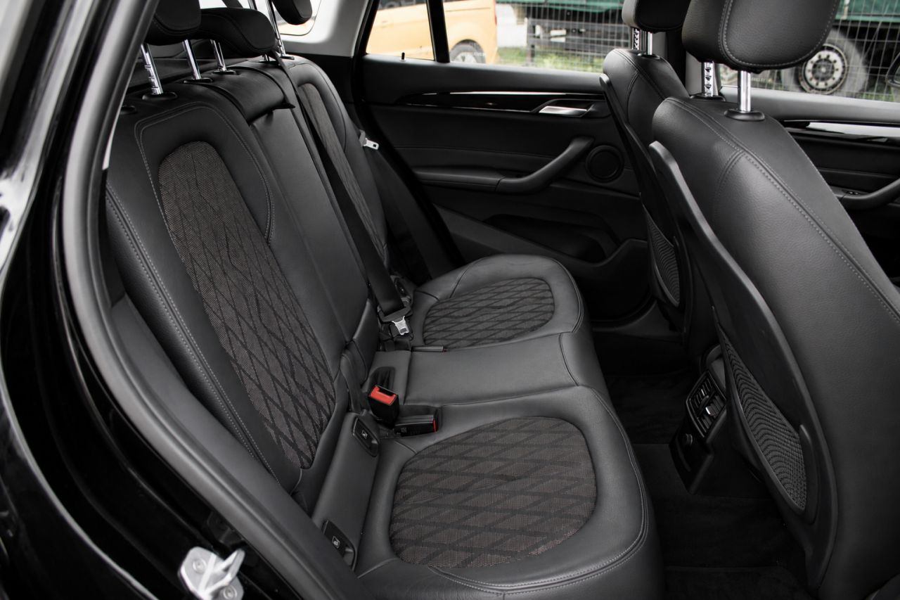 BMW X1 | 11