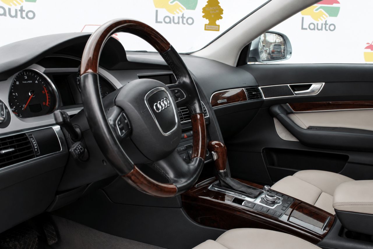 Audi A6 | 4