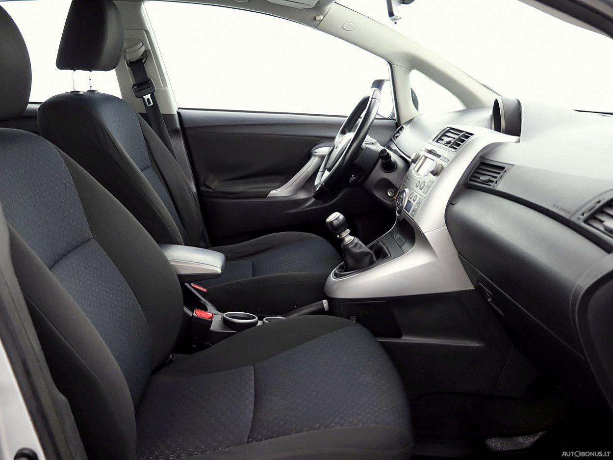 Toyota Verso | 5