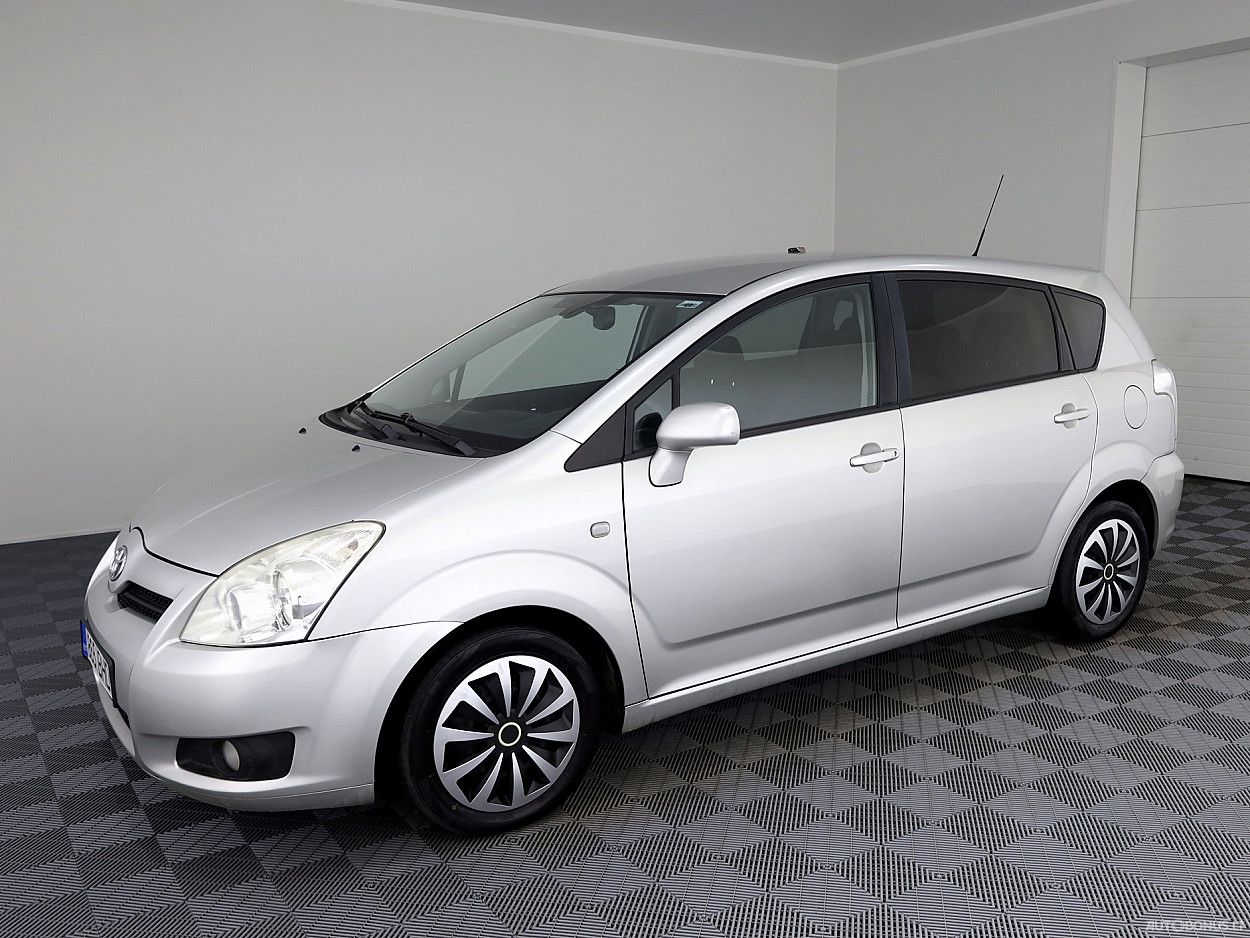 Toyota Corolla | 1