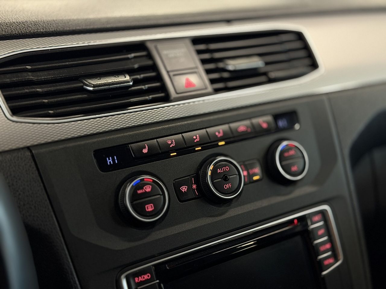 Volkswagen Caddy | 9