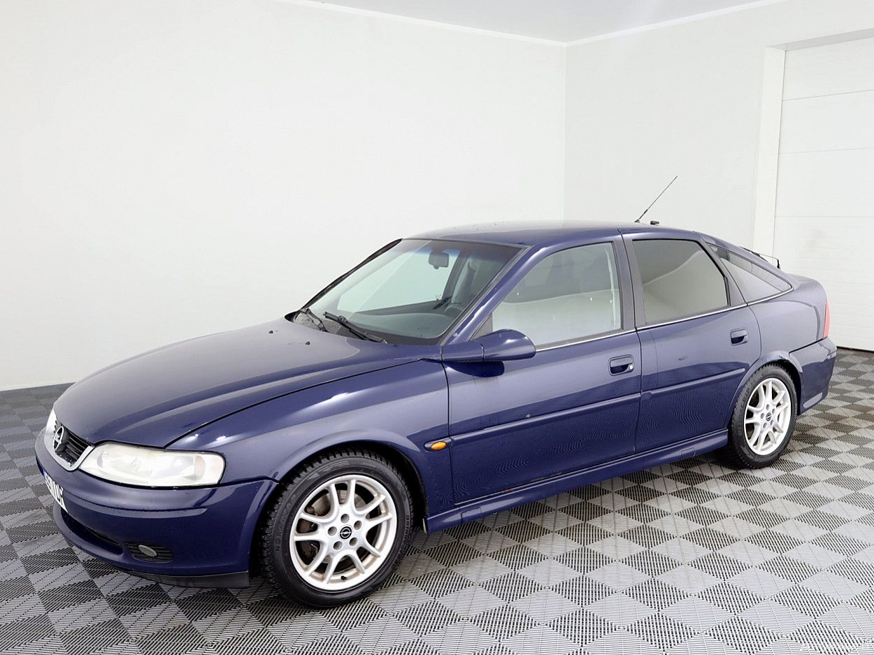 Opel Vectra | 1