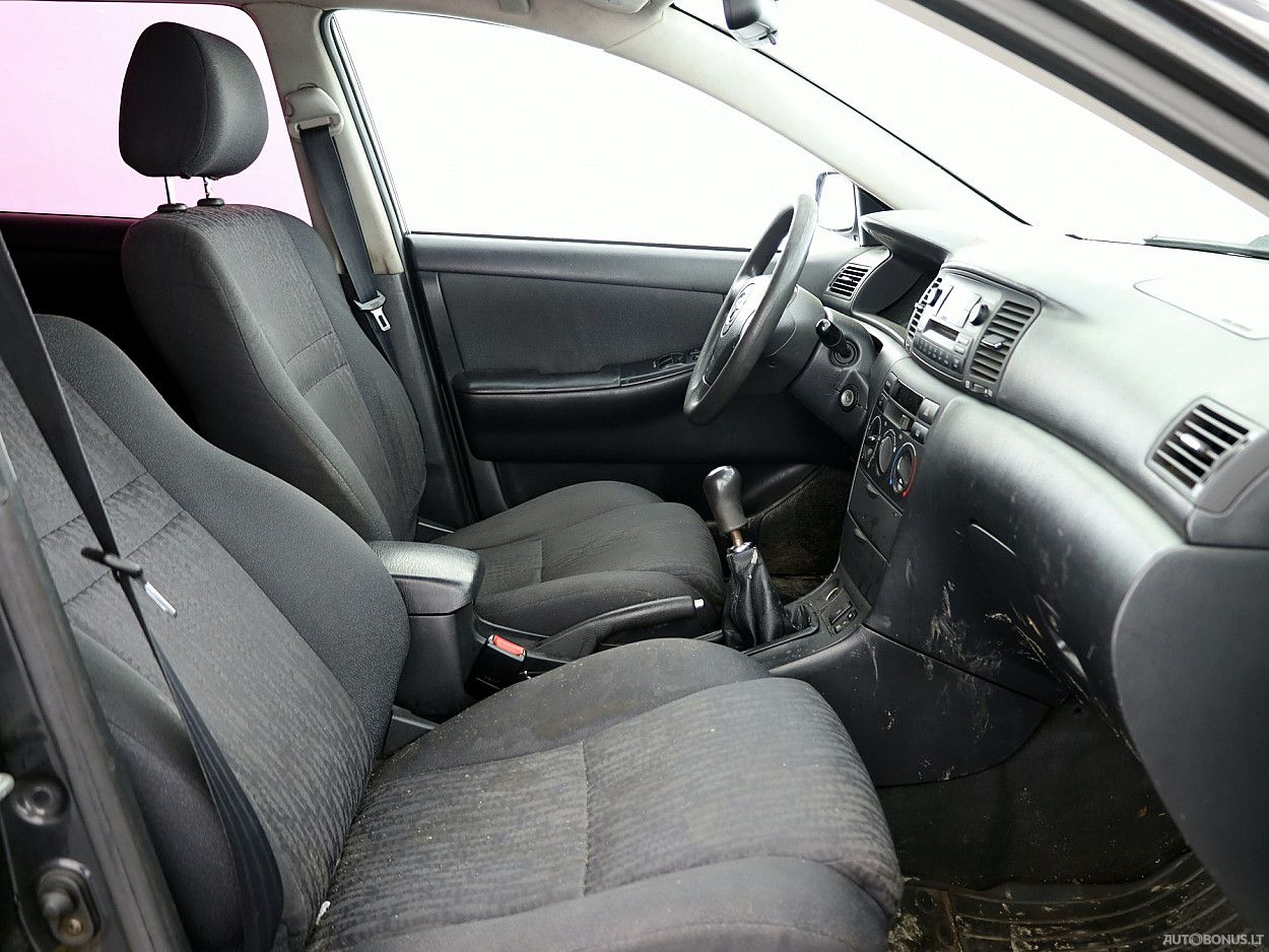 Toyota Corolla | 5