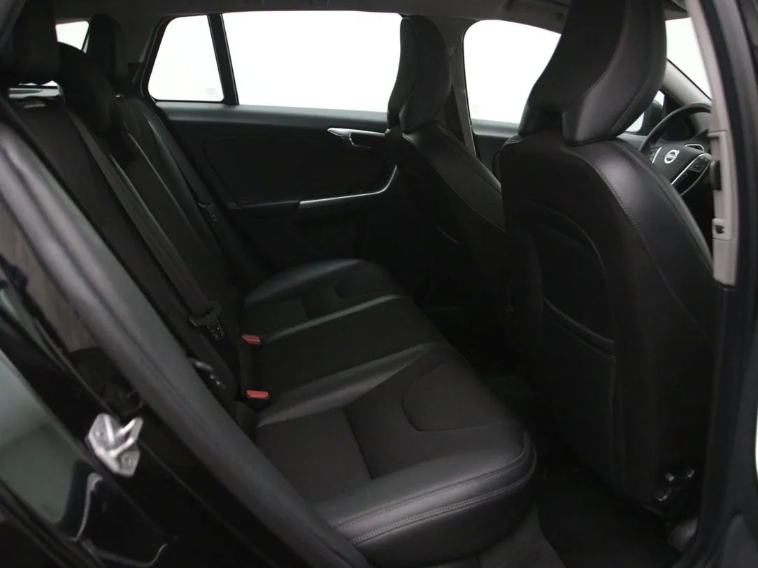 Volvo V60 | 14