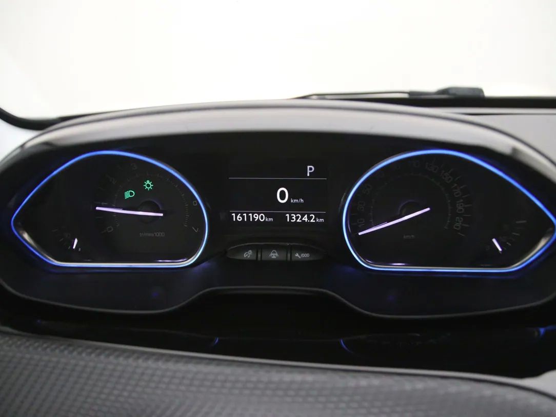 Peugeot 2008 | 18