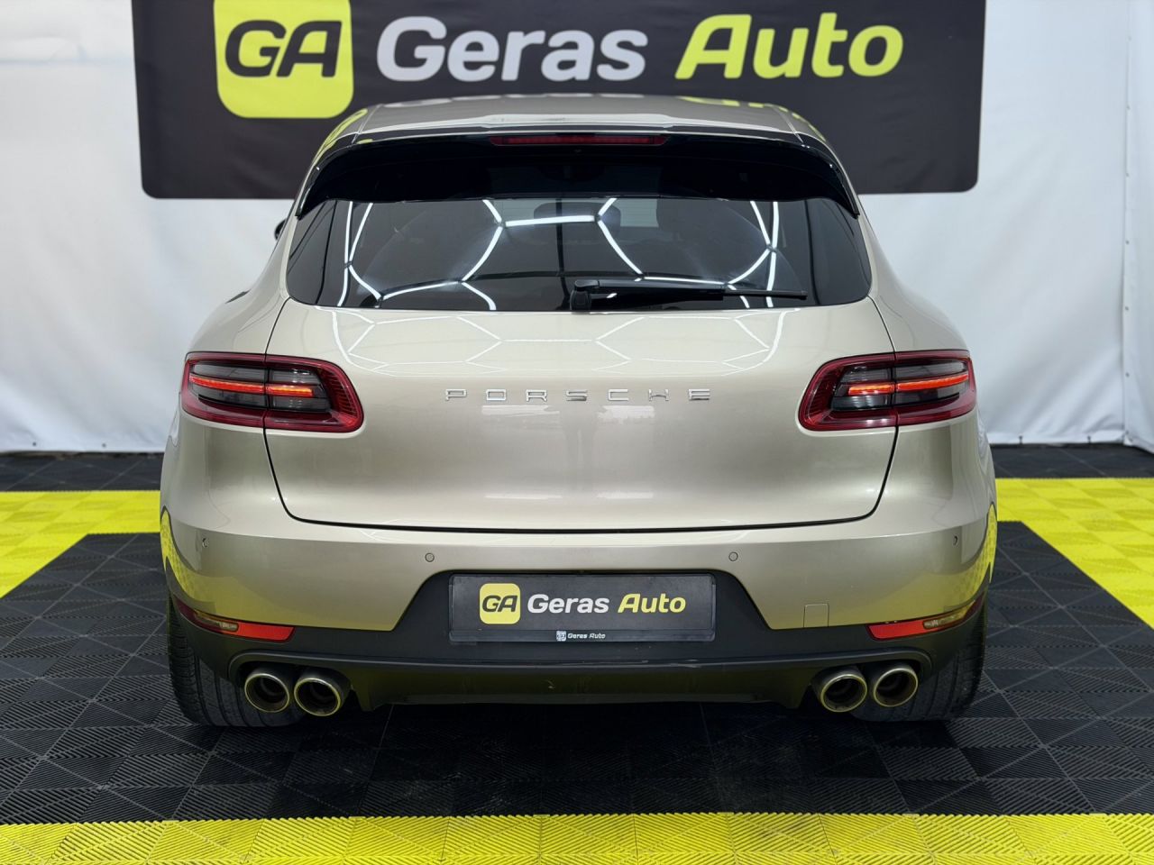 Porsche Macan | 4