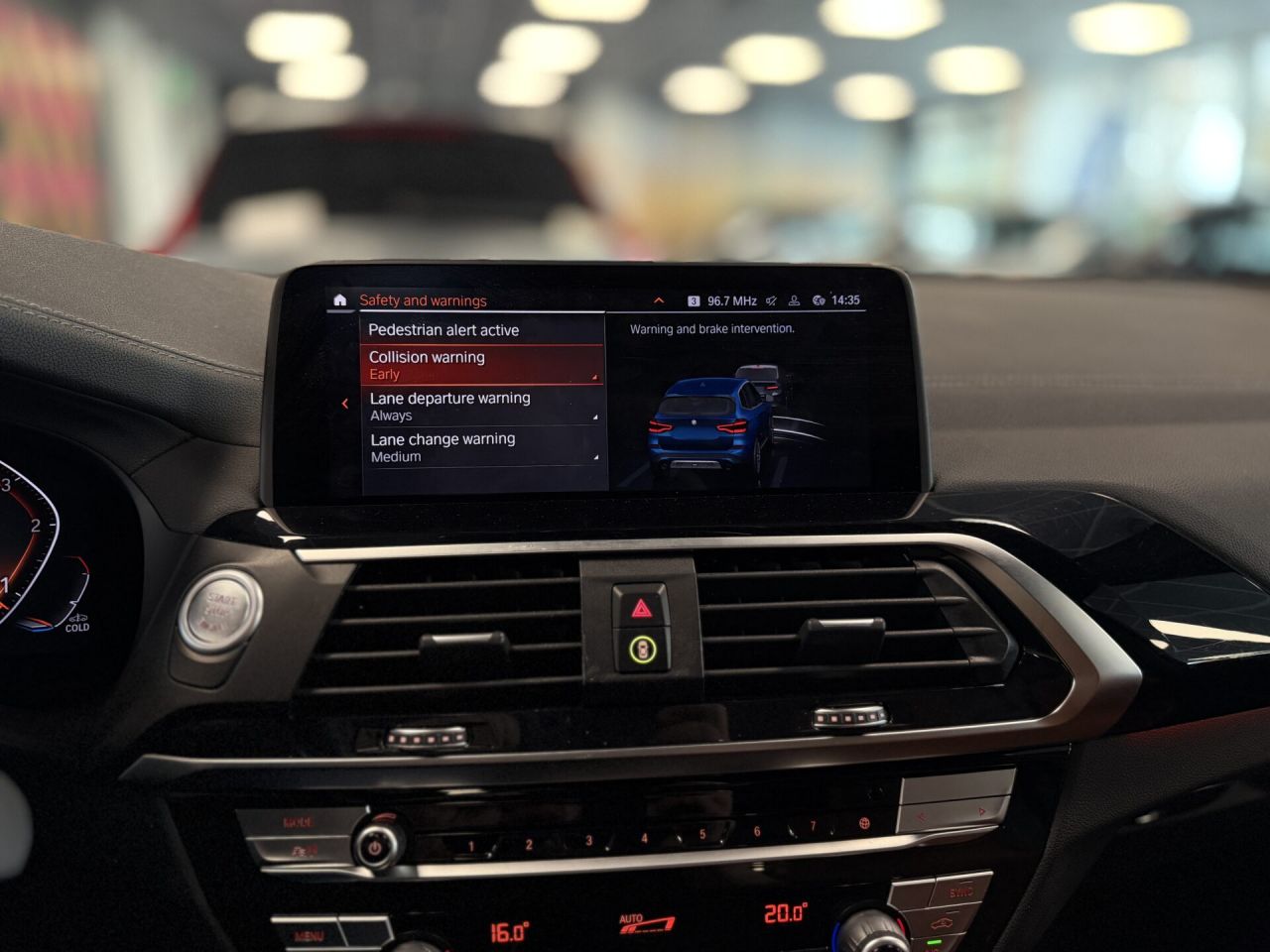 BMW X3 | 10