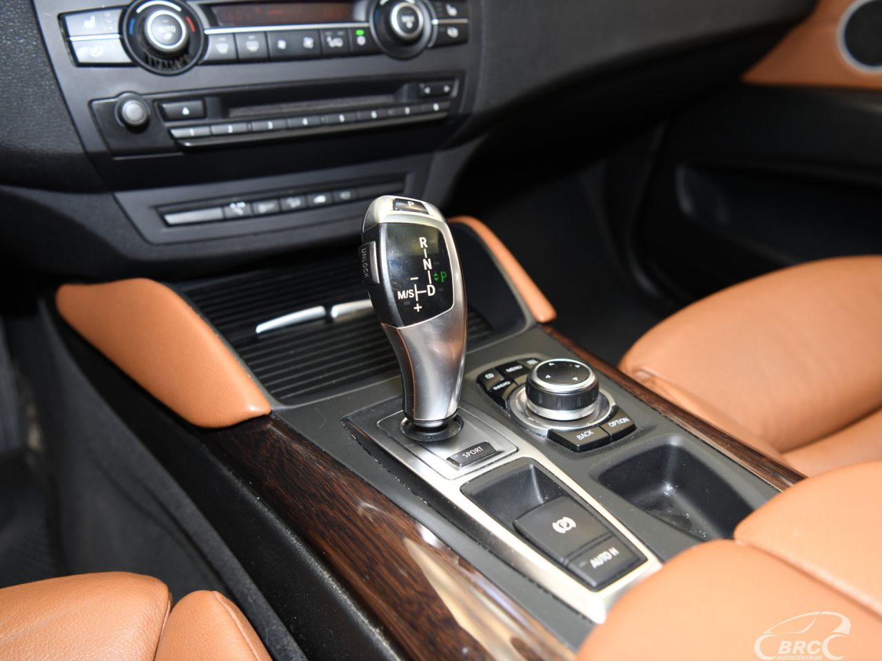 BMW X6 | 27