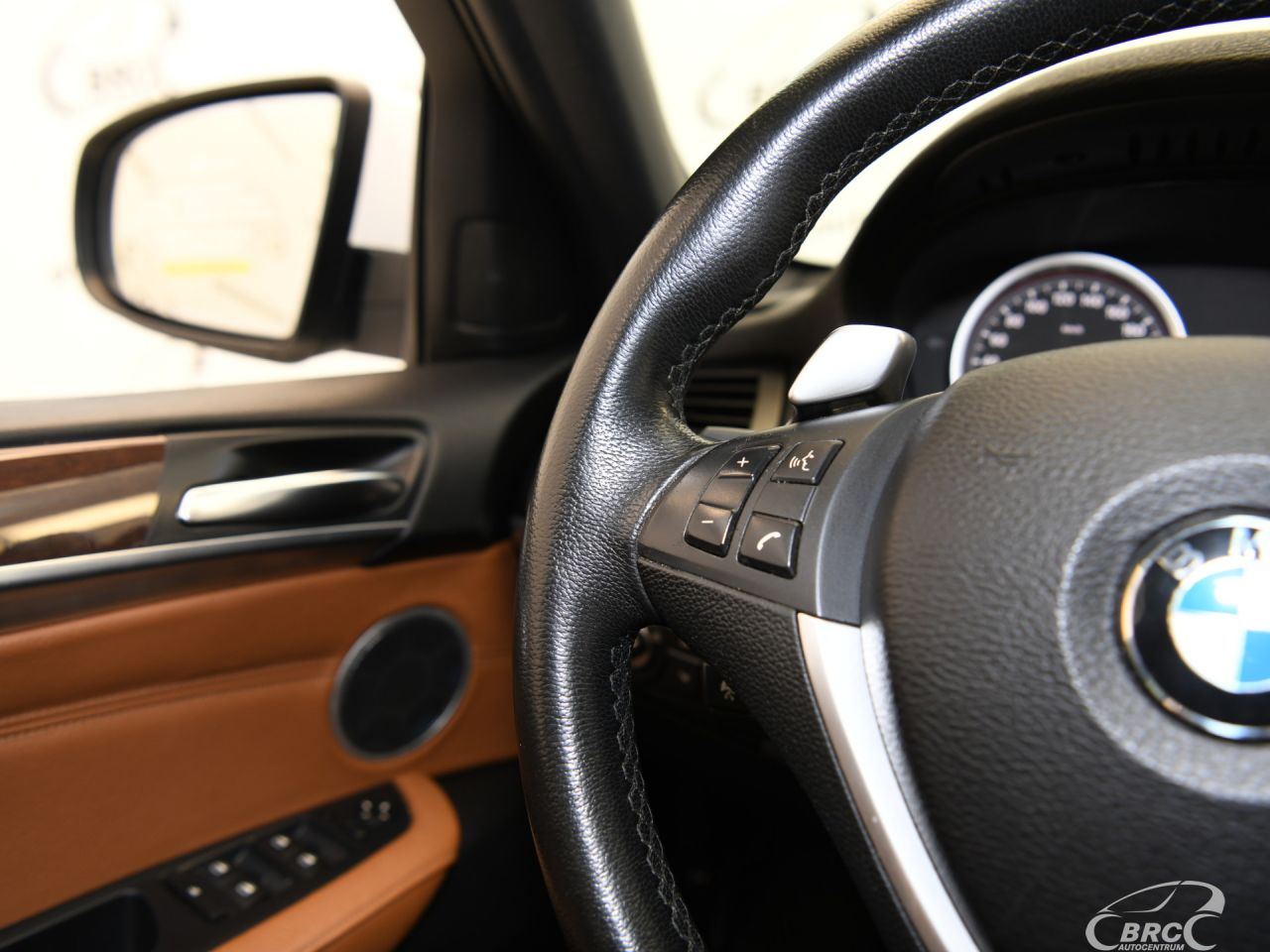 BMW X6 | 31