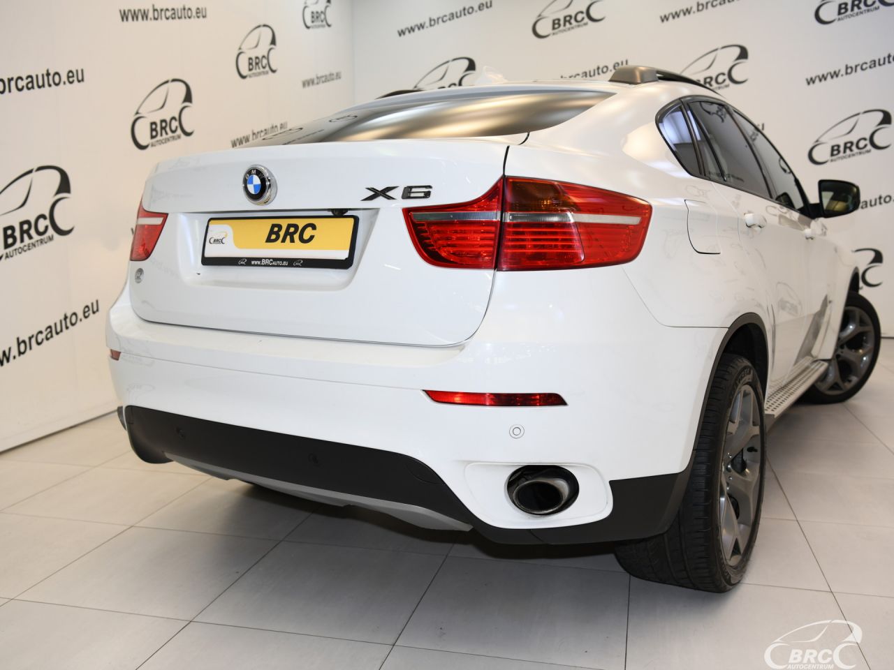 BMW X6 | 52