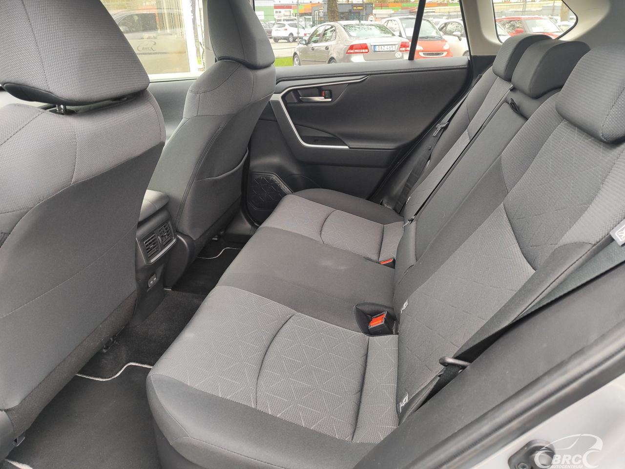 Toyota RAV4 | 14