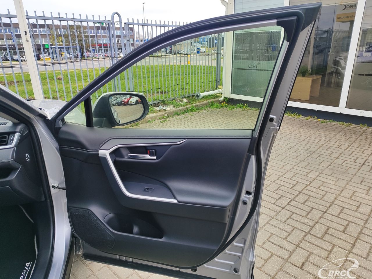 Toyota RAV4 | 5