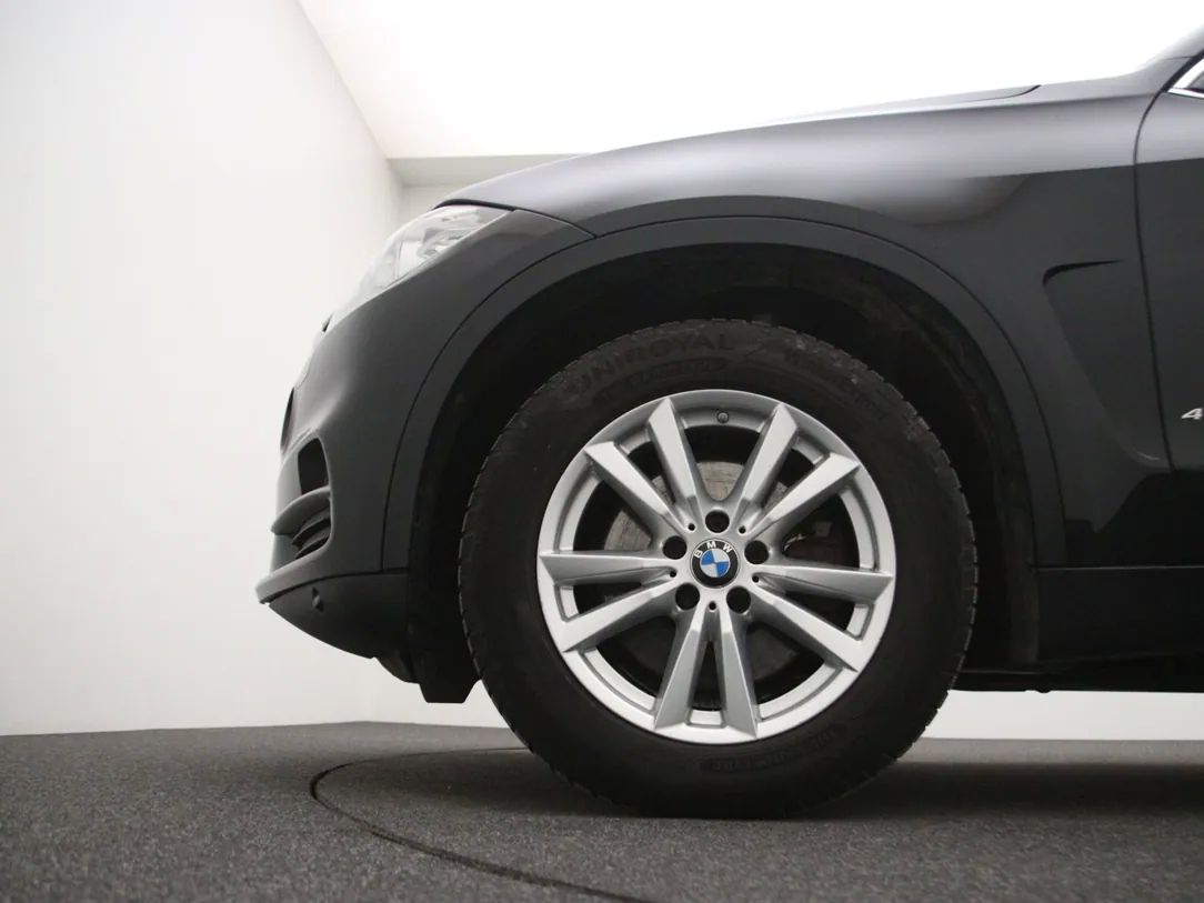 BMW X5 | 28