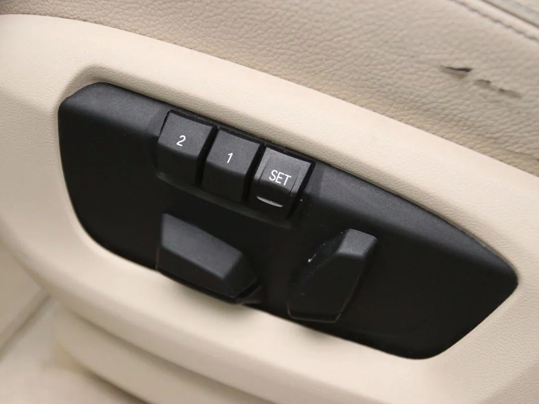 BMW X5 | 32