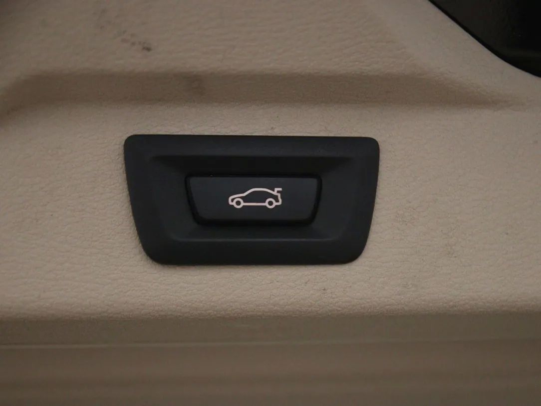 BMW X5 | 33