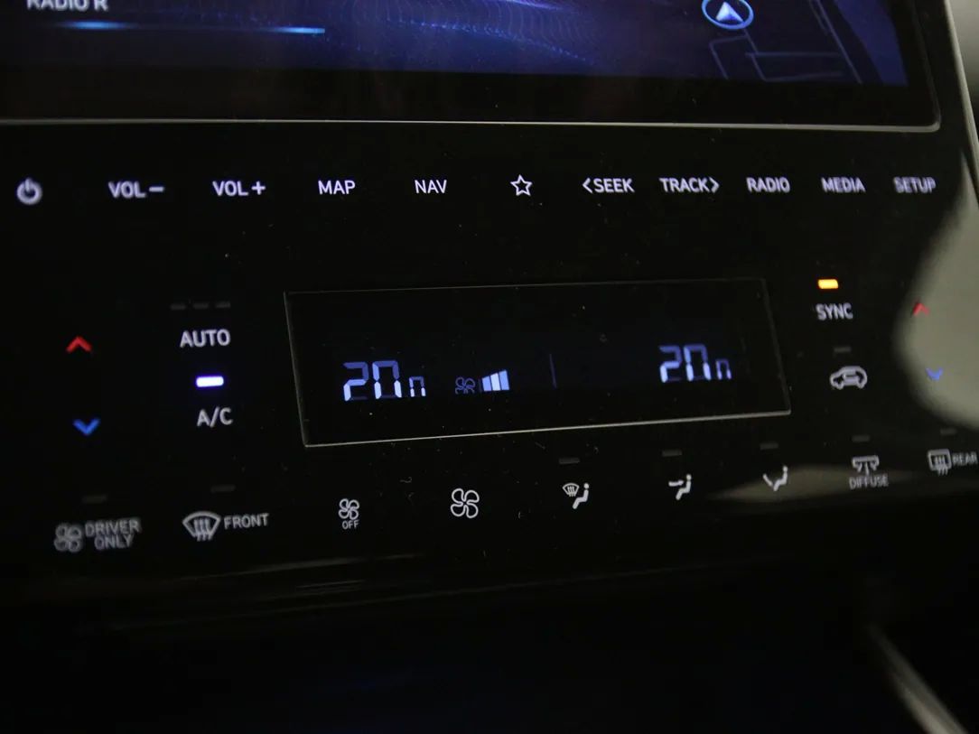 Hyundai Tucson | 19