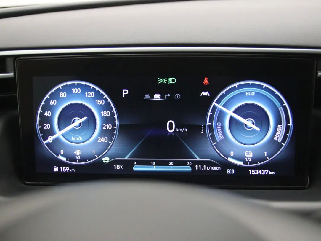 Hyundai Tucson | 18
