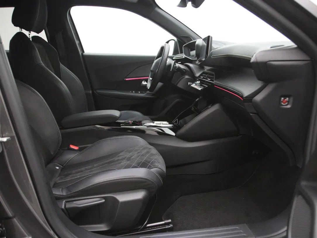 Peugeot 2008 | 13