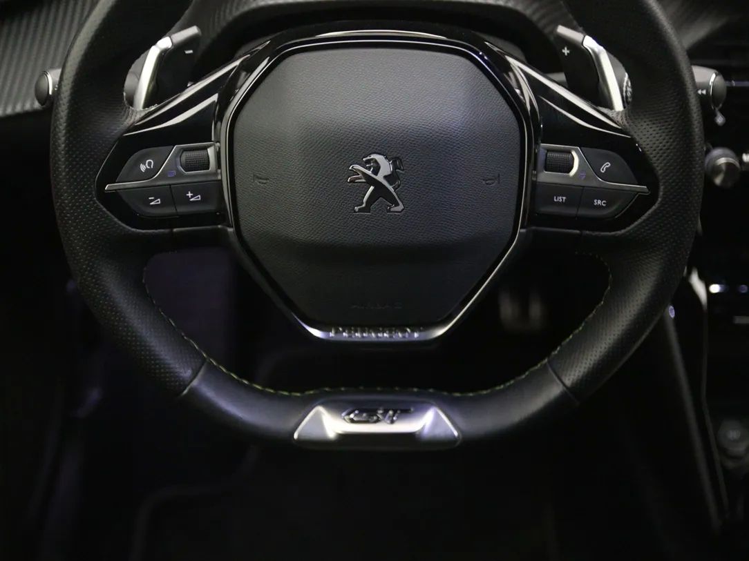 Peugeot 2008 | 17