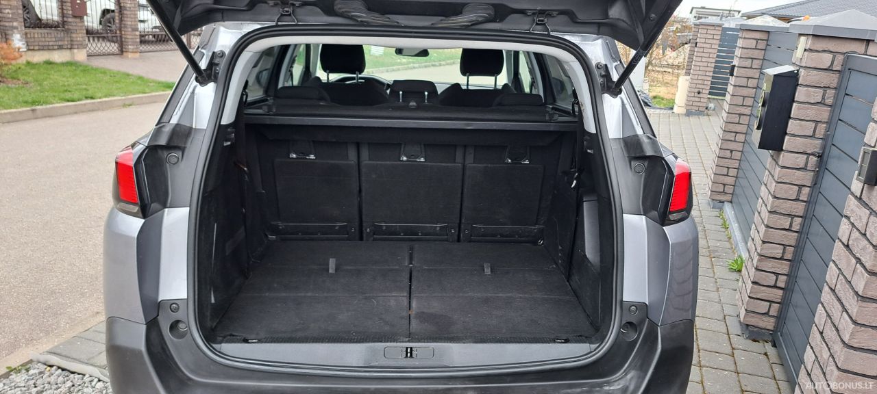 Peugeot 5008 | 11