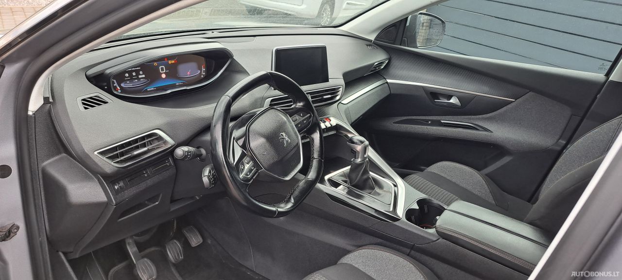 Peugeot 5008 | 12