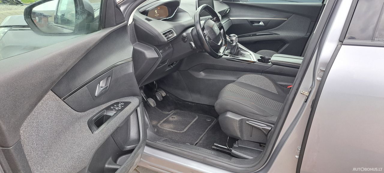 Peugeot 5008 | 13