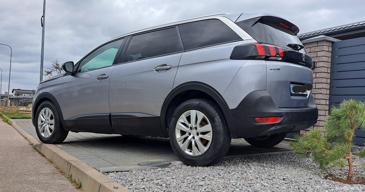 Peugeot 5008 | 17