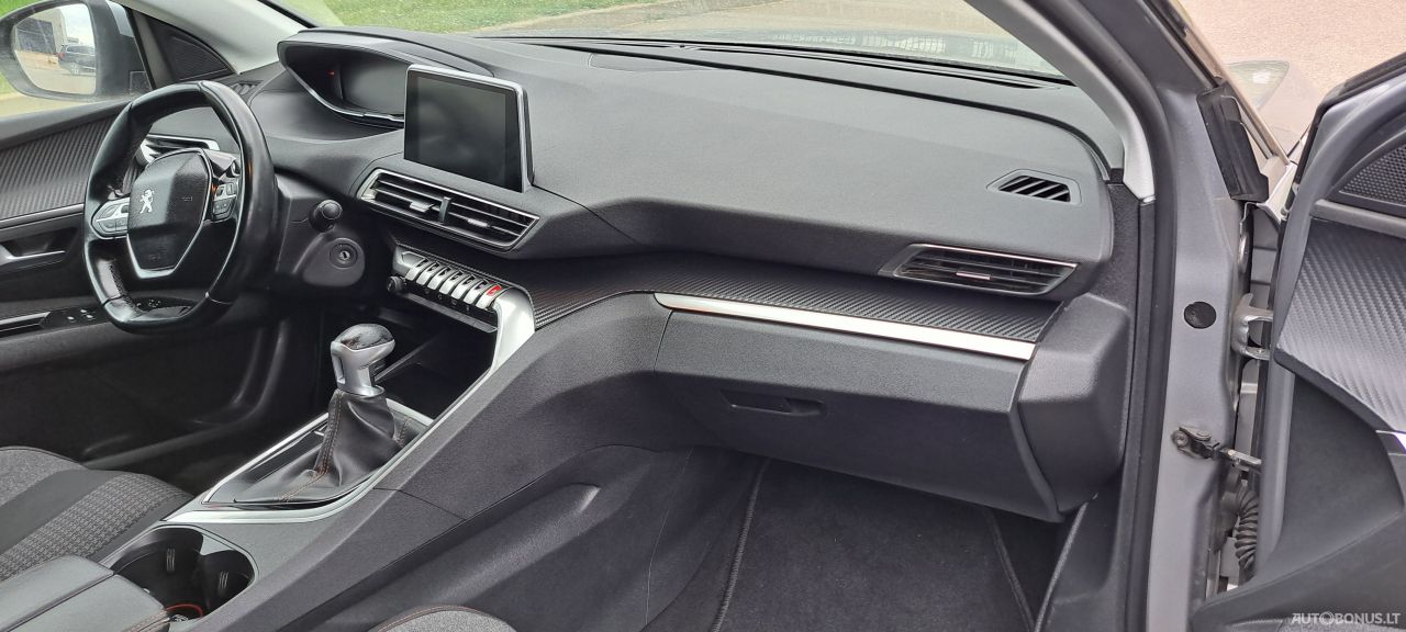 Peugeot 5008 | 8