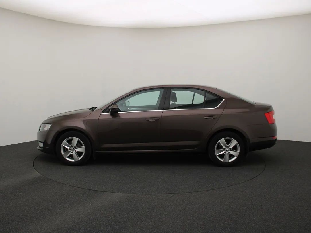 Skoda Octavia | 5