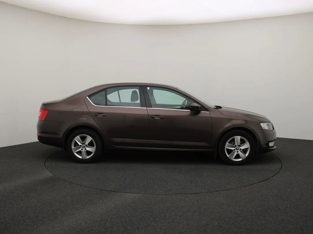 Skoda Octavia | 8