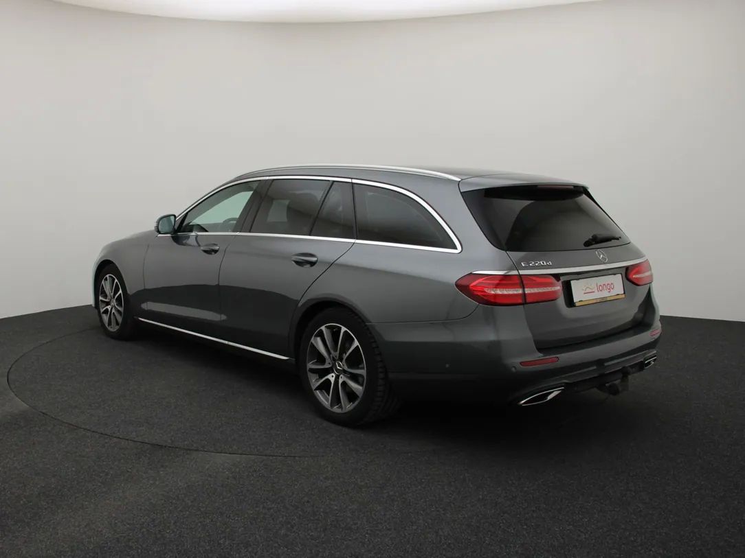 Mercedes-Benz E220 | 6