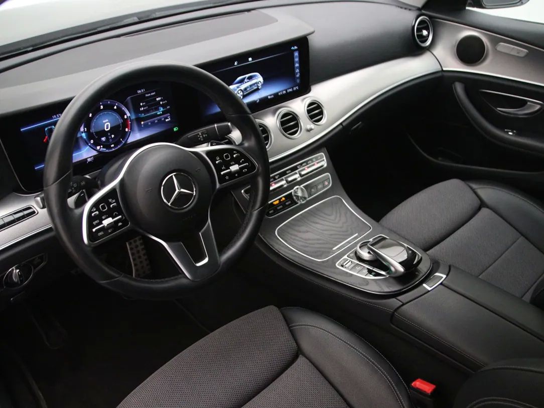 Mercedes-Benz E220 | 15