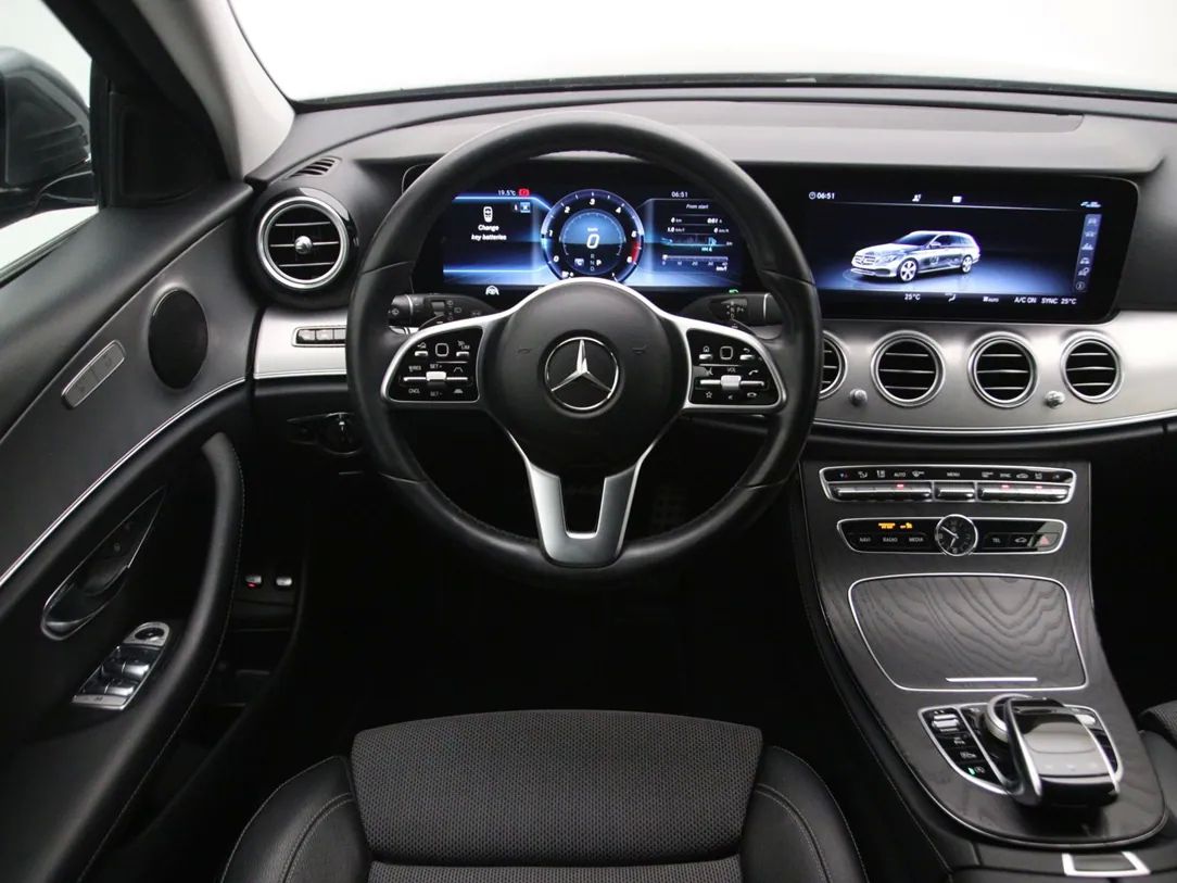 Mercedes-Benz E220 | 16