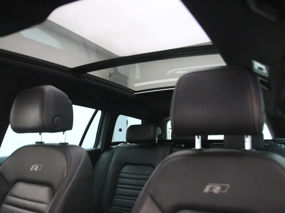 Volkswagen Passat | 37