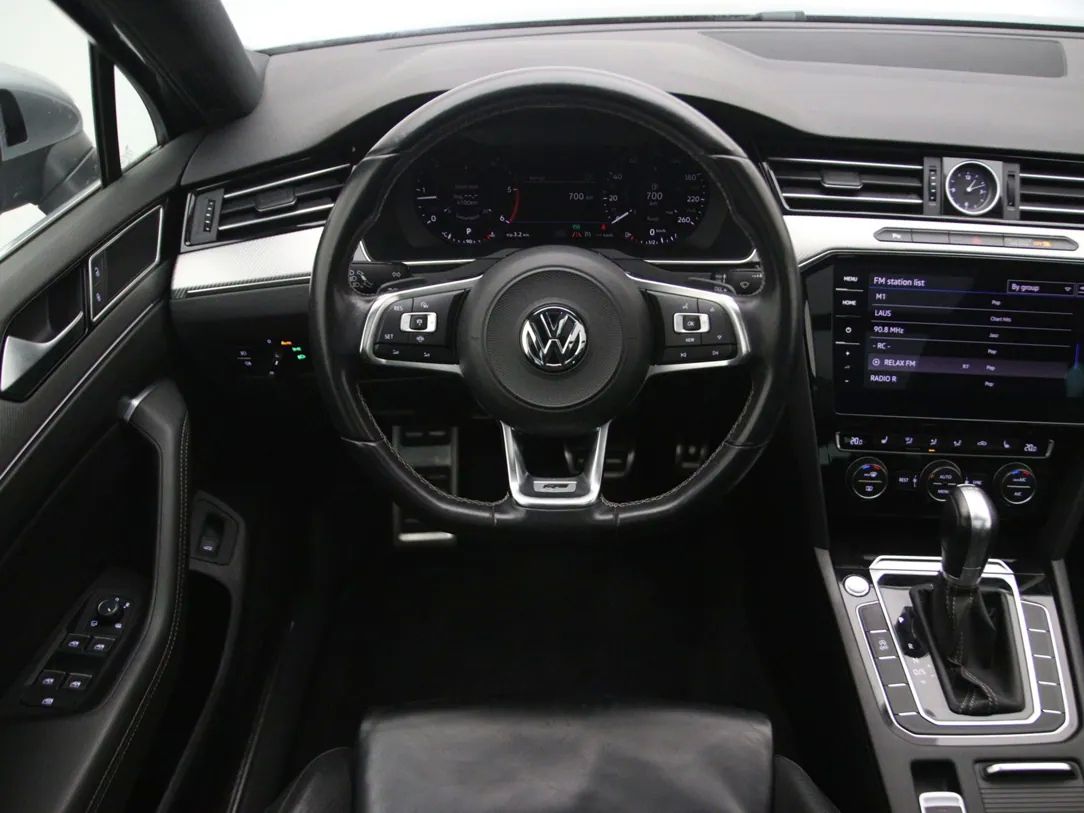 Volkswagen Passat | 16